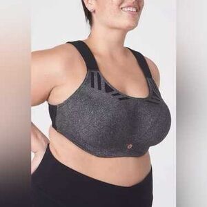 Livi Lane Bryant Charcoal Black Sports Bra - Barely Worn!